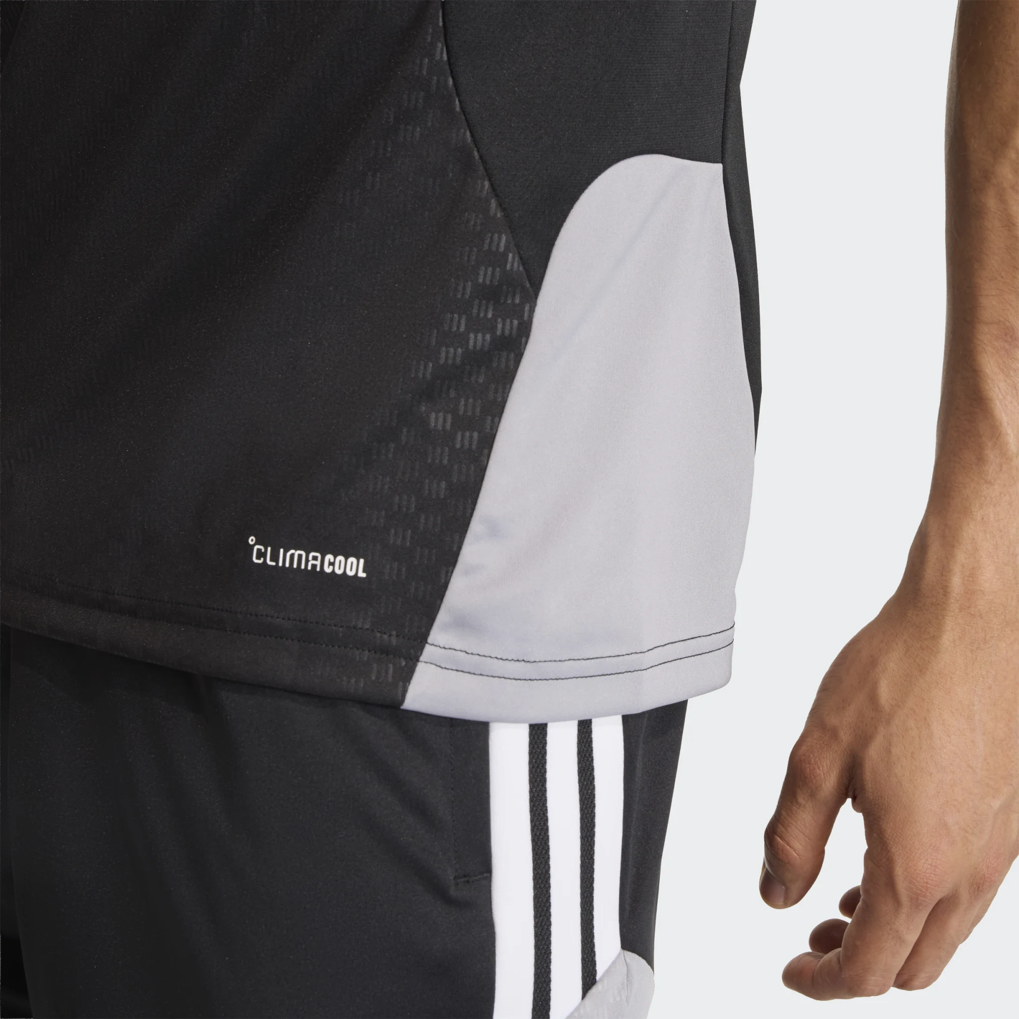 Футболка тренувальна Adidas Tiro 26 Competition Sleeveless Jersey thumbnail 7