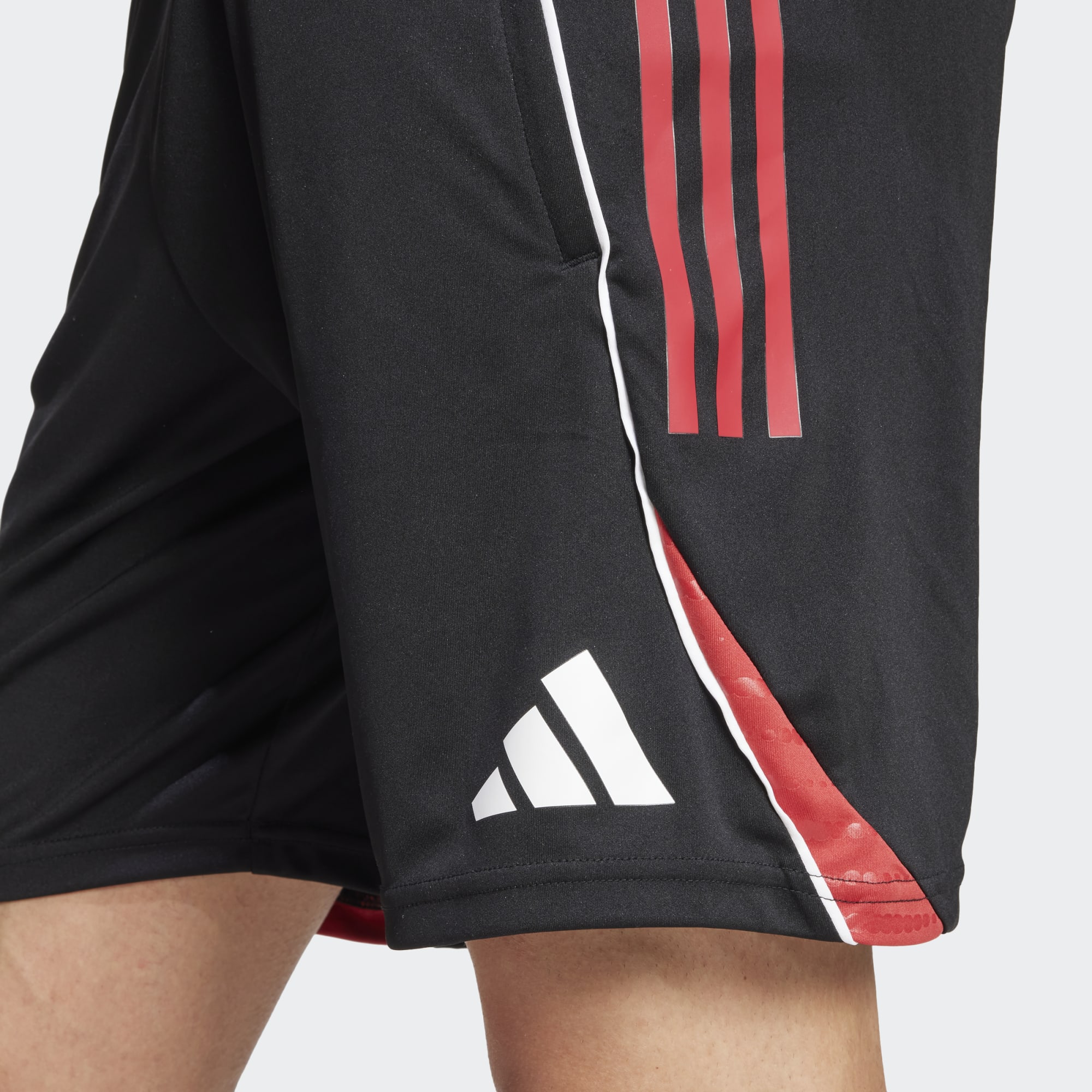 Шорти дитячі тренувальні Adidas Tiro 25 Competition Training Shorts чорний/червоний