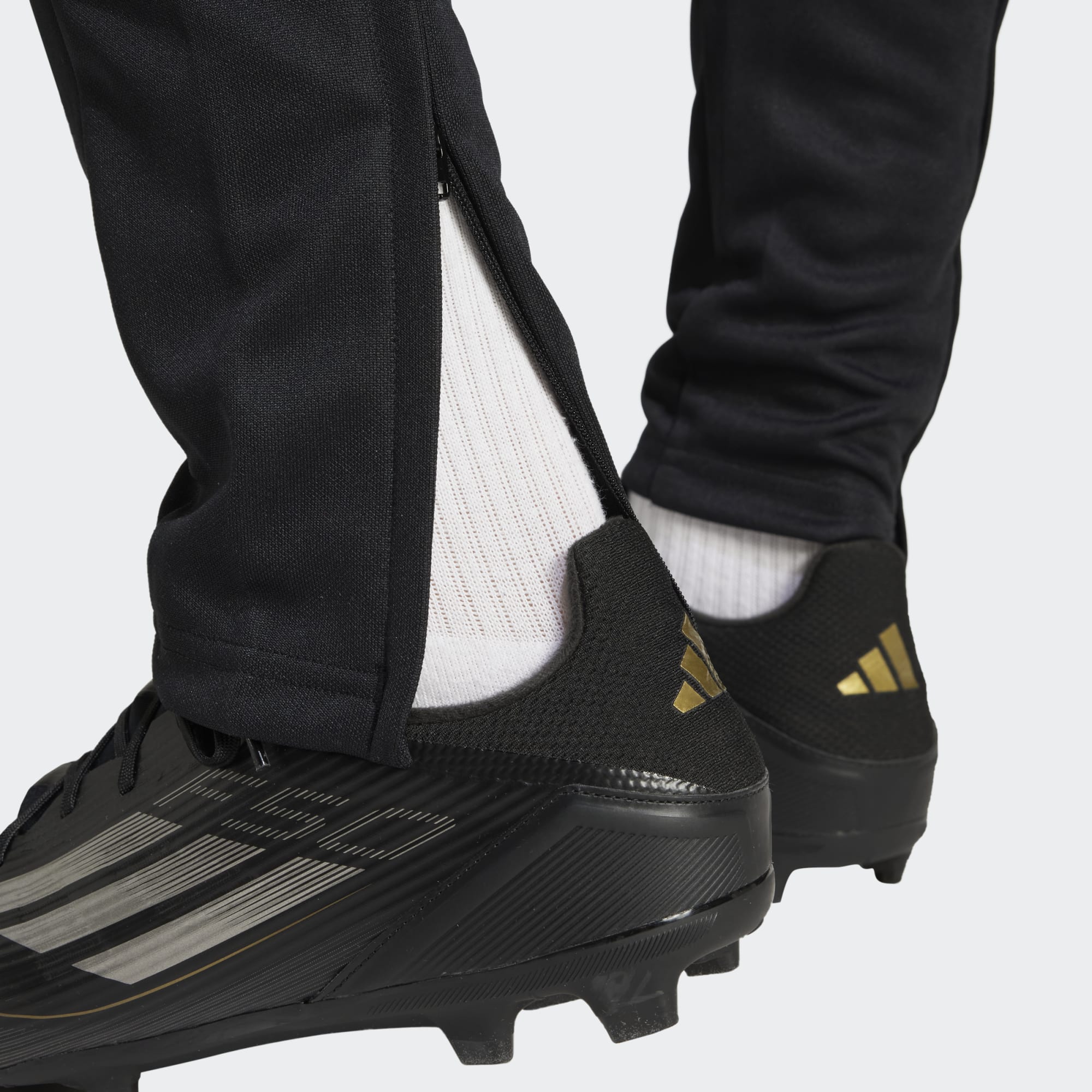 Брюки детские тренировочные Adidas Squadra 25 Training Pants  черный/белый